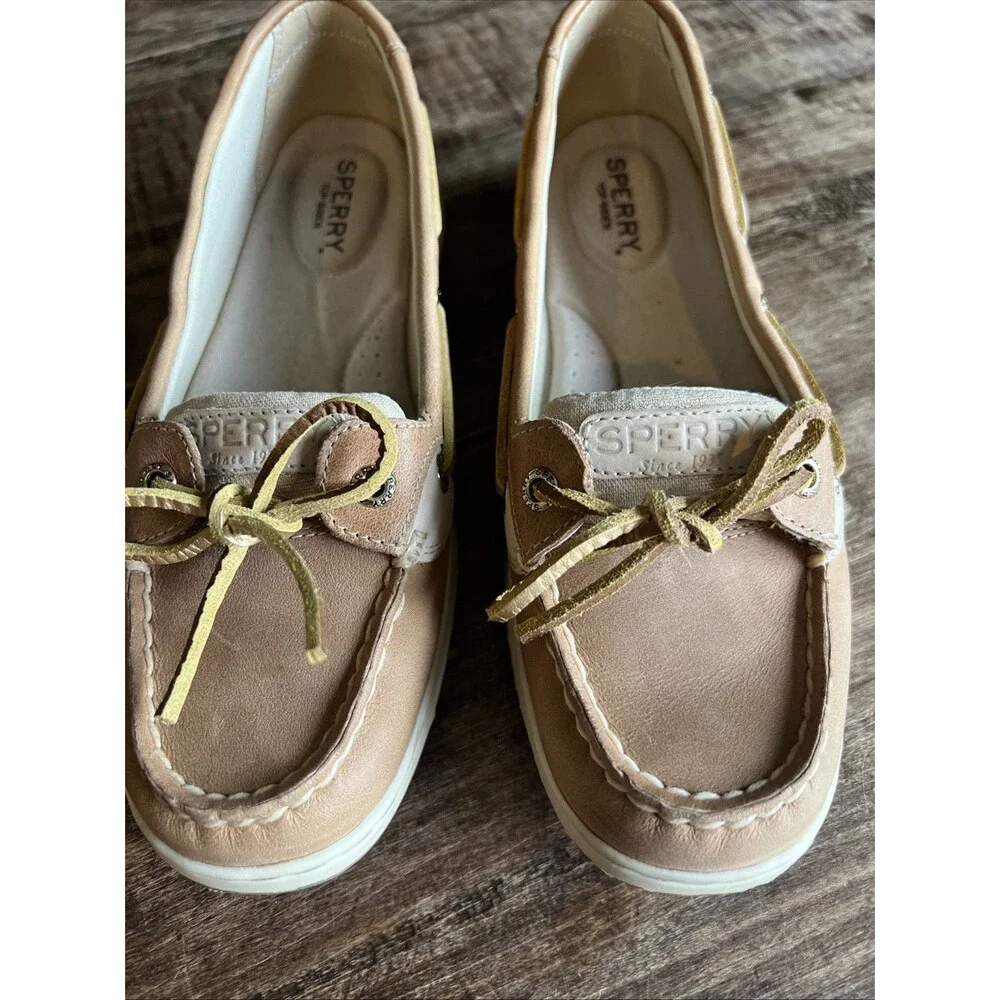 Sperry Top Sider Angelfish Tan and Gold Leather Boat Shoes STS81754 Size 8 EUC